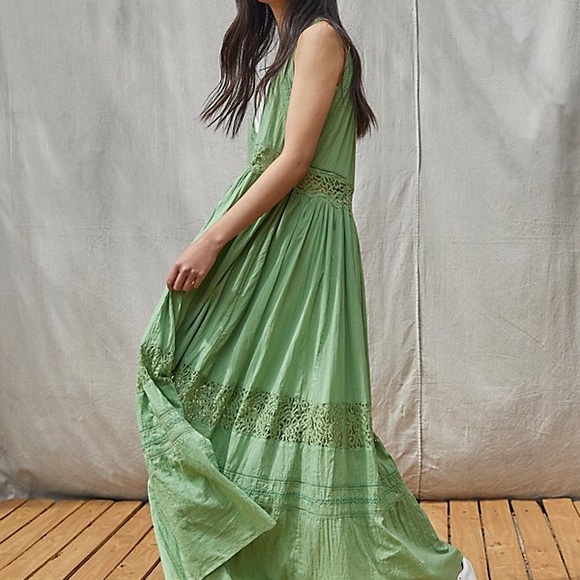 NWOT Free People Carla Lace Maxi Dress in Cool Moss Z219-42